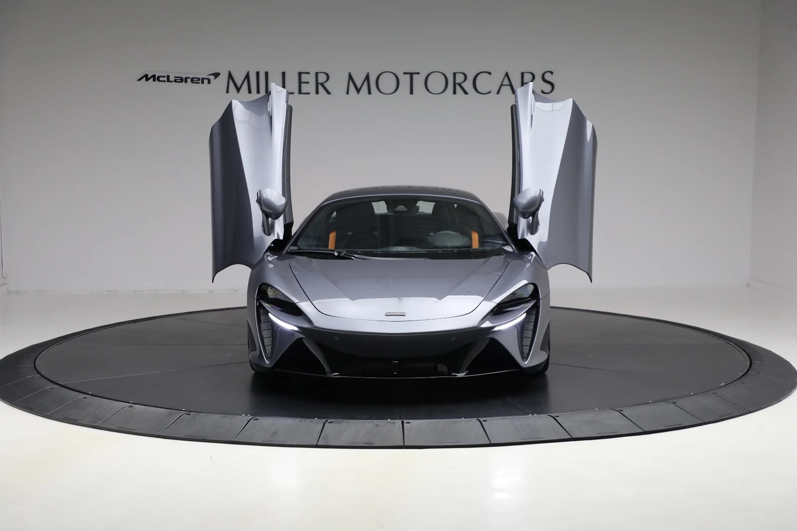 2025 McLaren Artura, 13/20