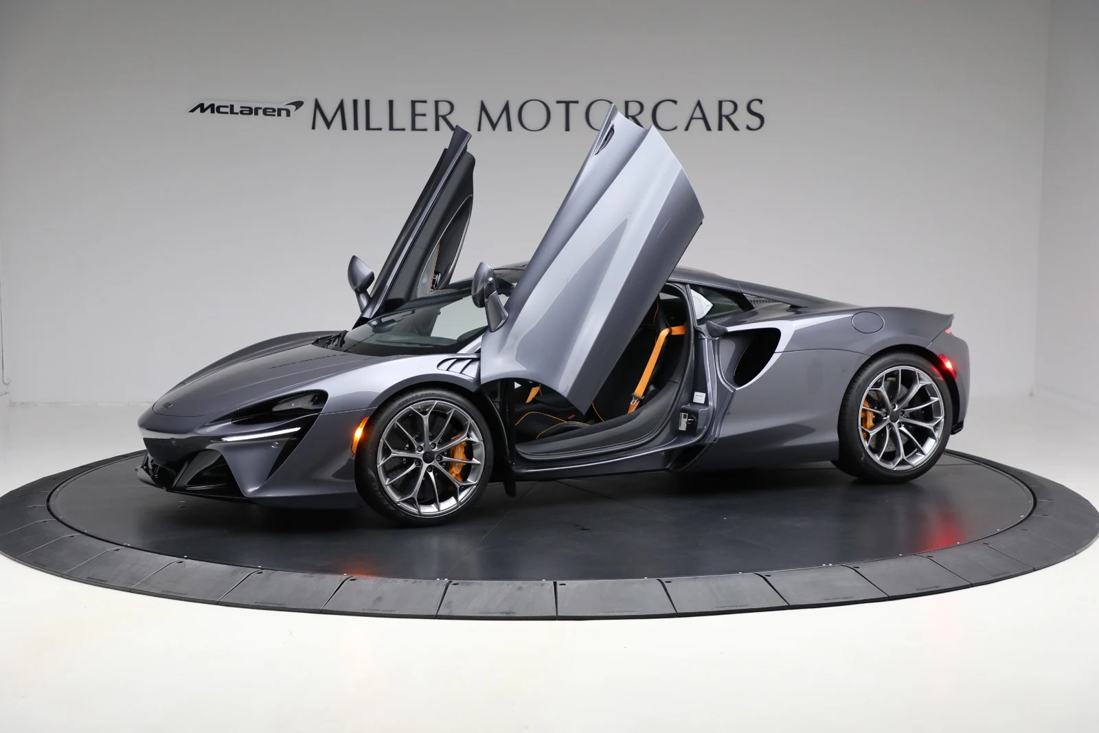 2025 McLaren Artura, 15/20