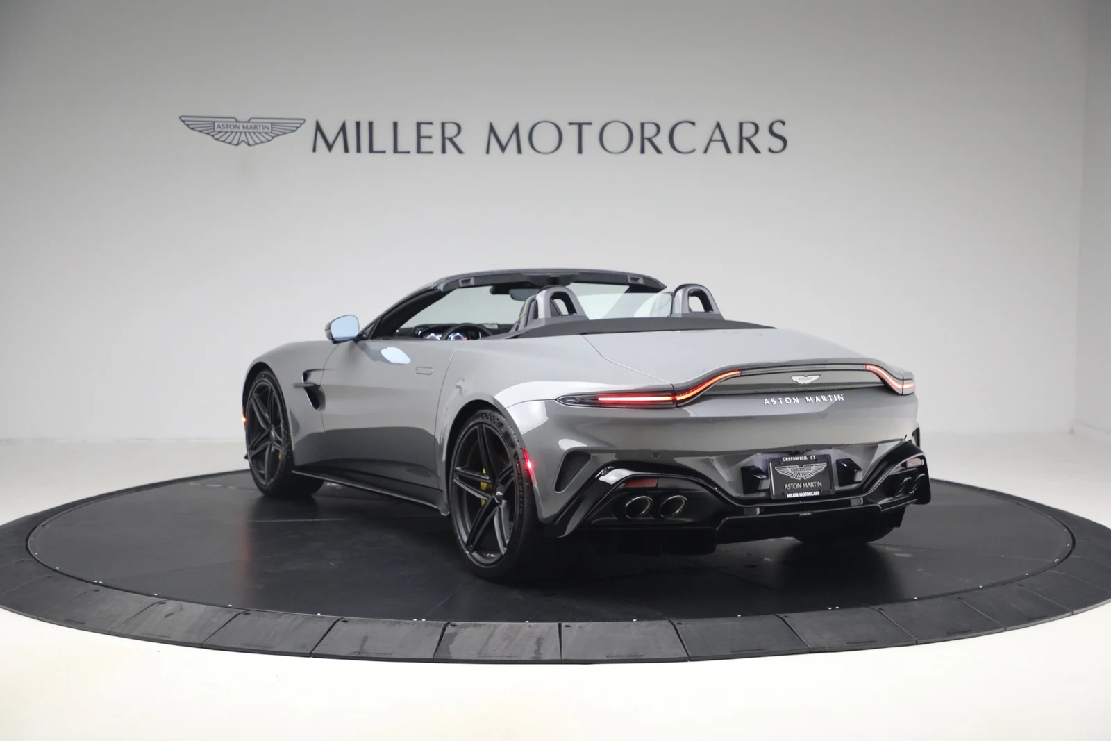 2026 Aston Martin Vantage Roadster (2024 Update), 5/20