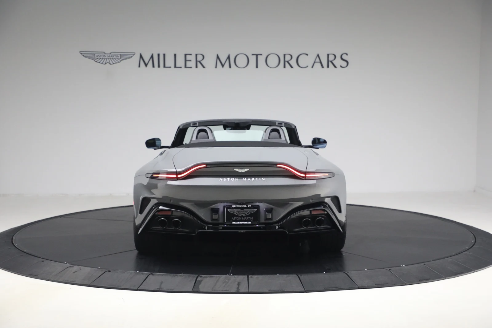 2026 Aston Martin Vantage Roadster (2024 Update), 6/20