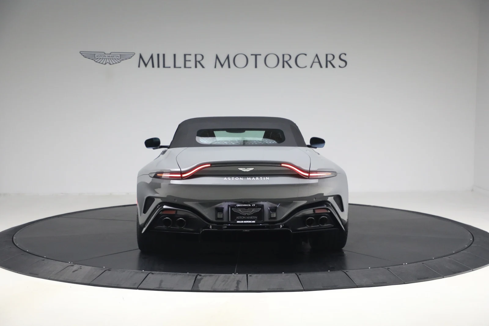 2026 Aston Martin Vantage Roadster (2024 Update), 18/20