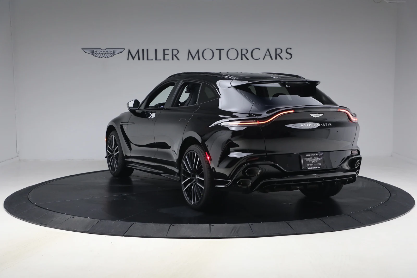 2026 Aston Martin DBX S, 6/20