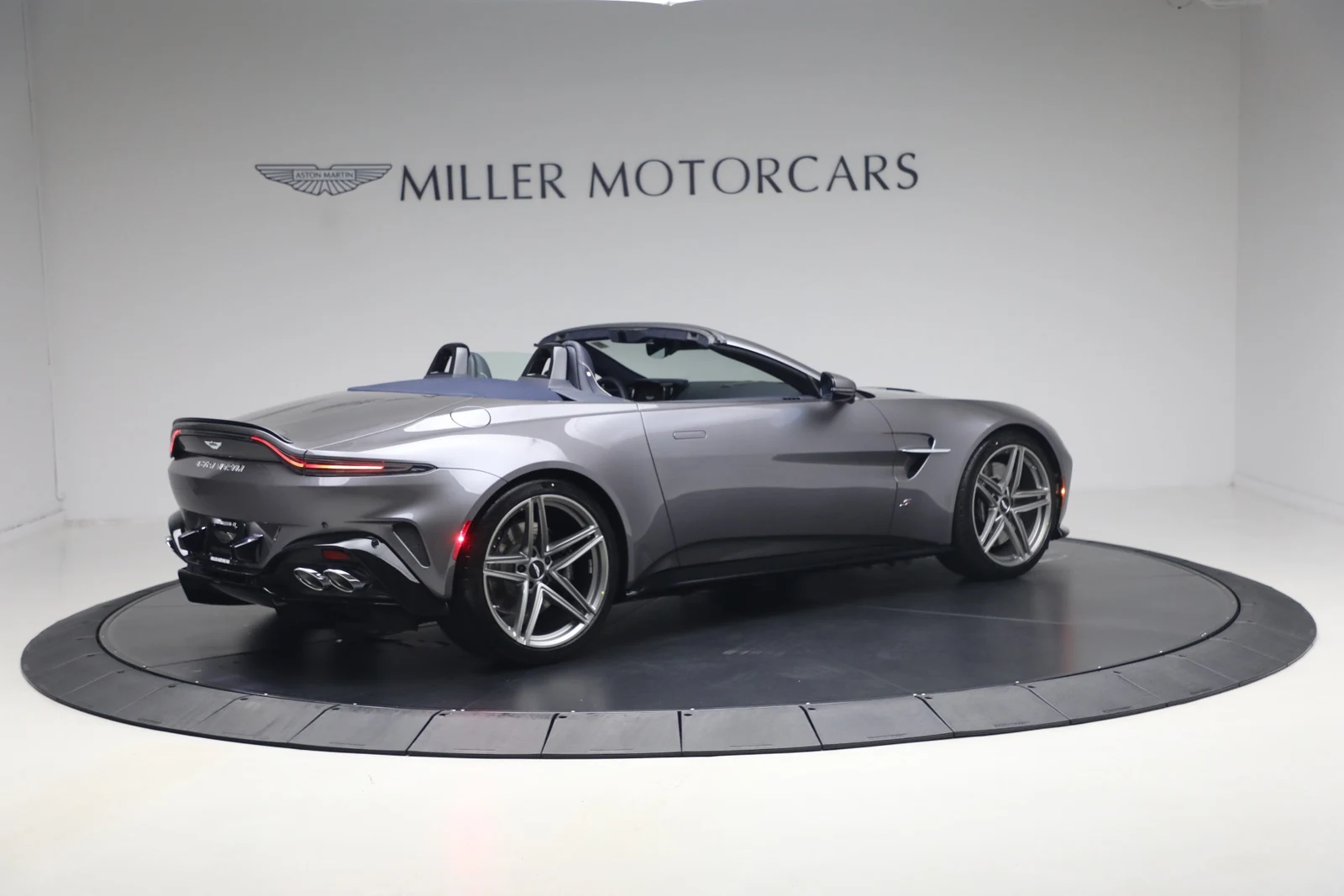 2026 Aston Martin Vantage S Roadster (2024 Update), 11/20