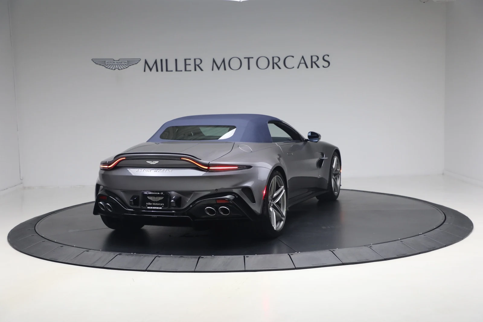 2026 Aston Martin Vantage S Roadster (2024 Update), 16/20
