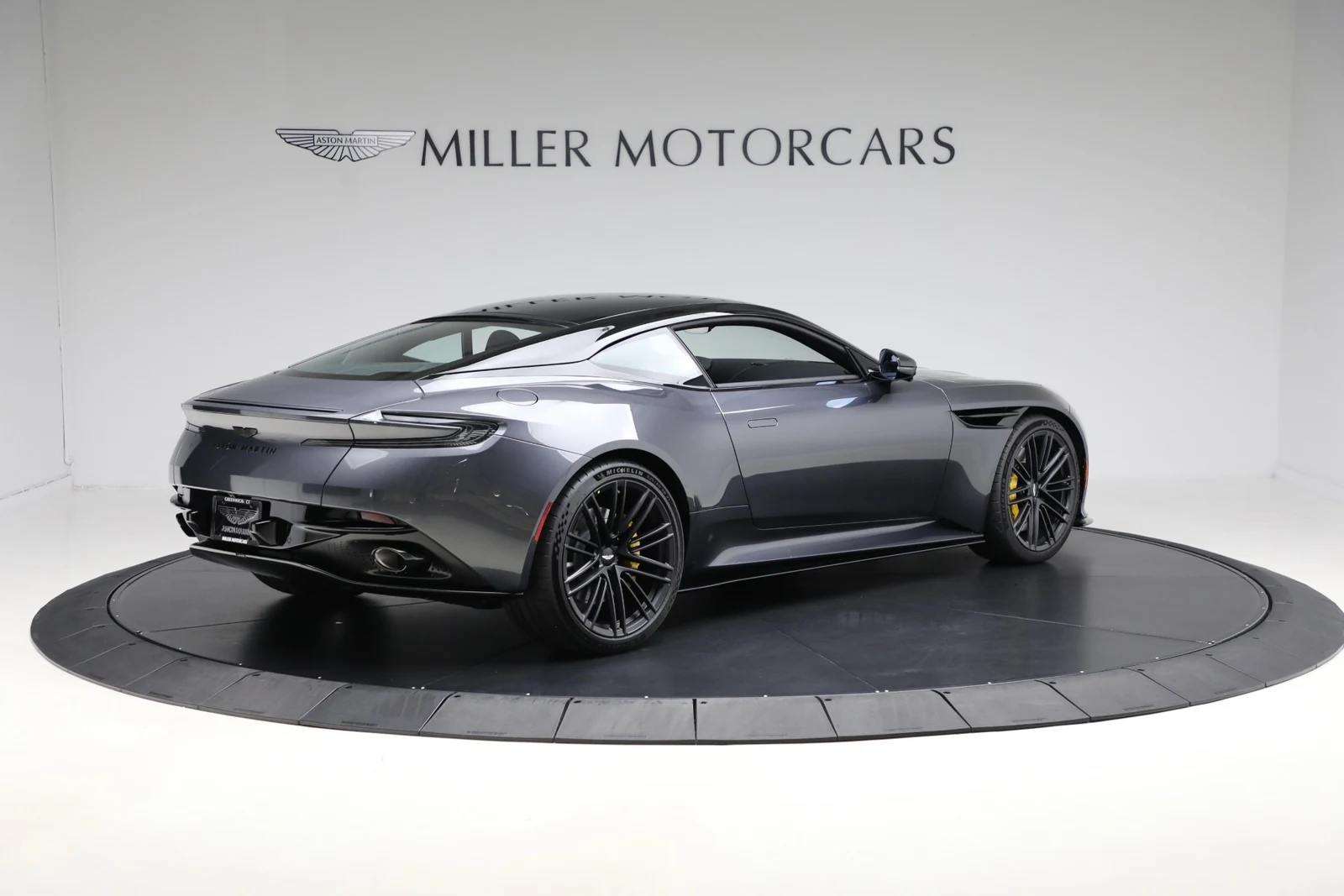 2026 Aston Martin DB12 Coupé, 8/20