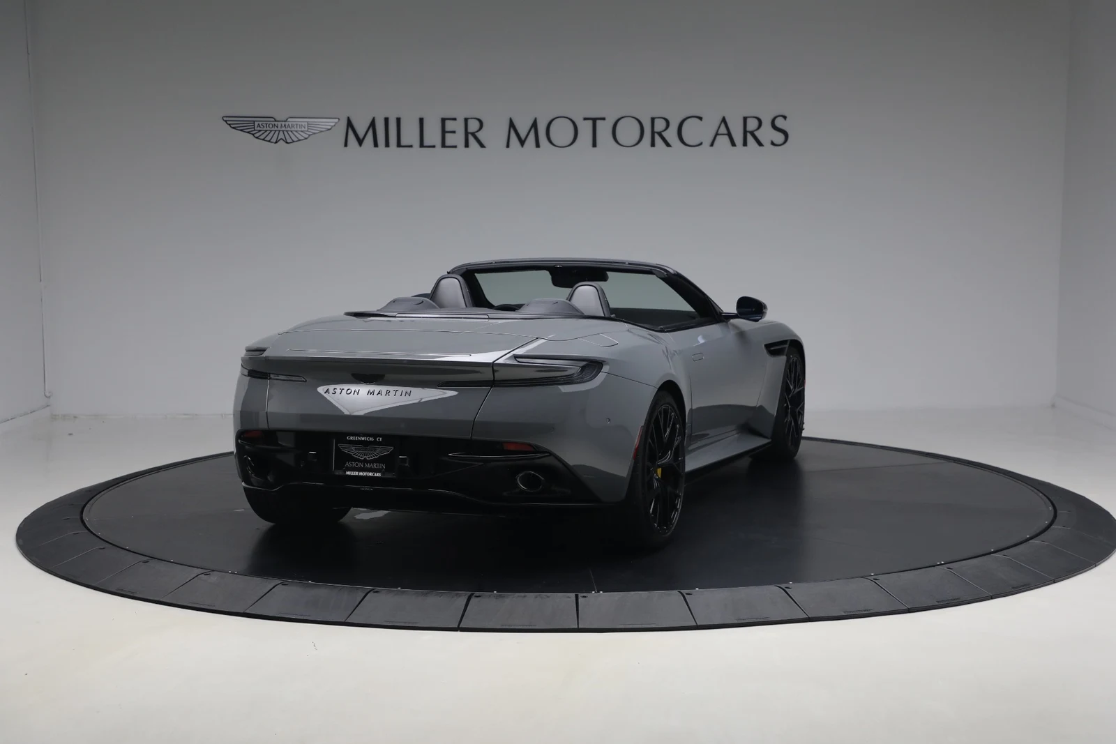 2026 Aston Martin DB12 Volante, 7/20