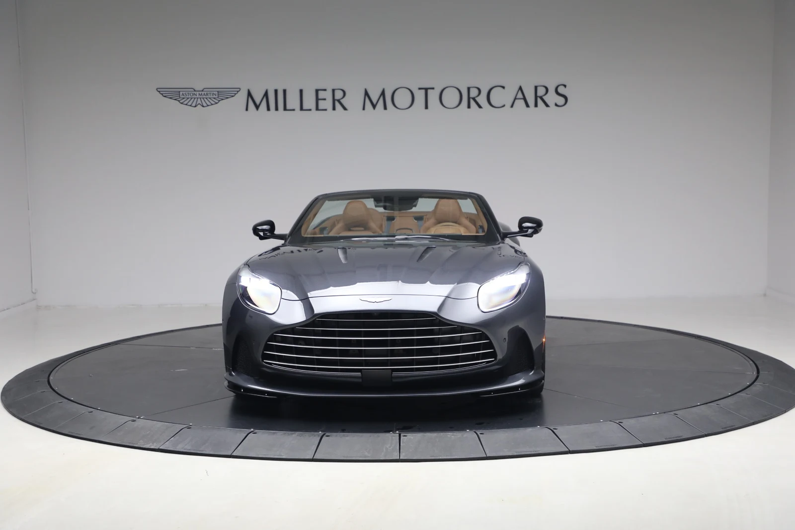 2026 Aston Martin DB12 Volante, 12/20