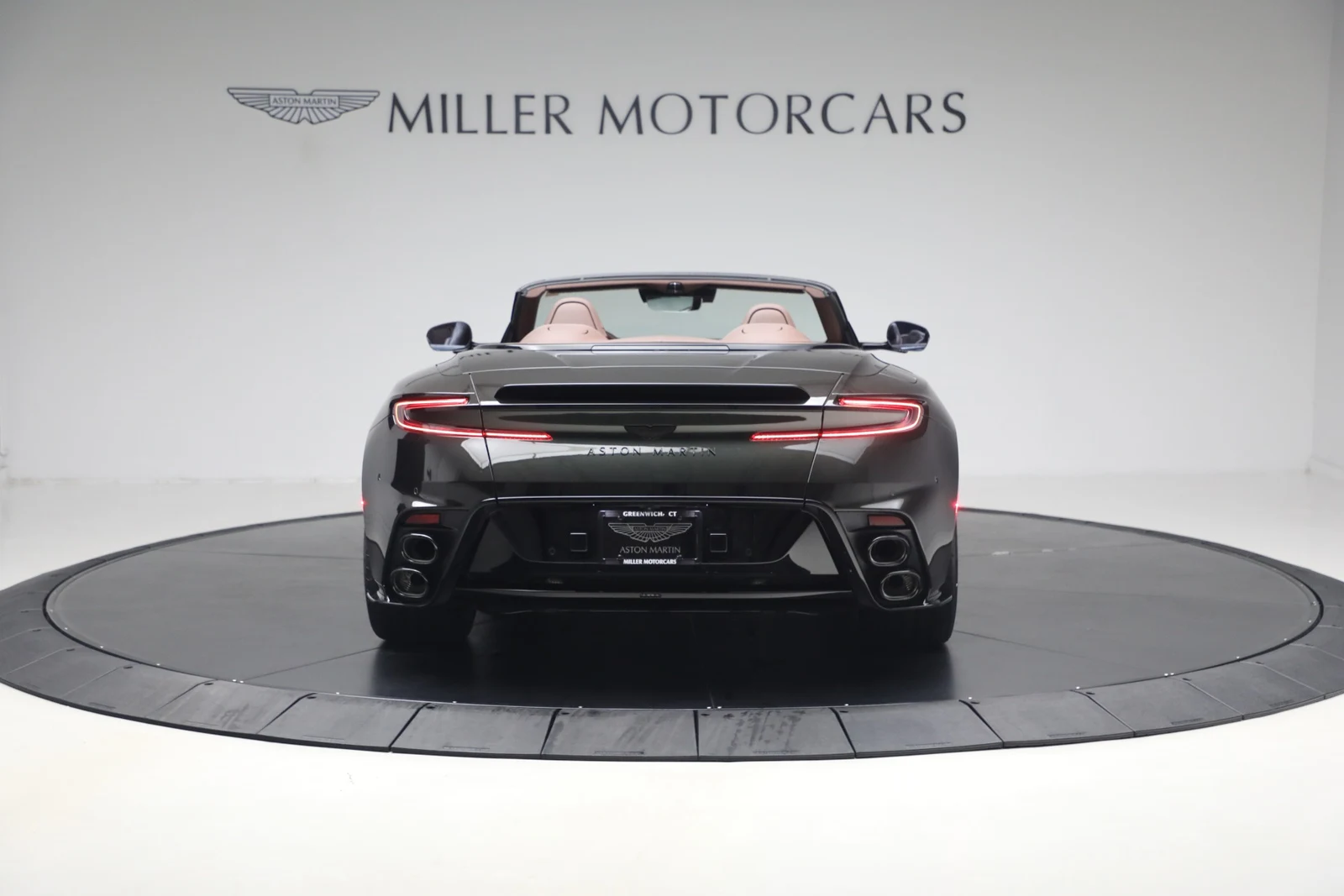 2026 Aston Martin DB12 S Volante, 6/20