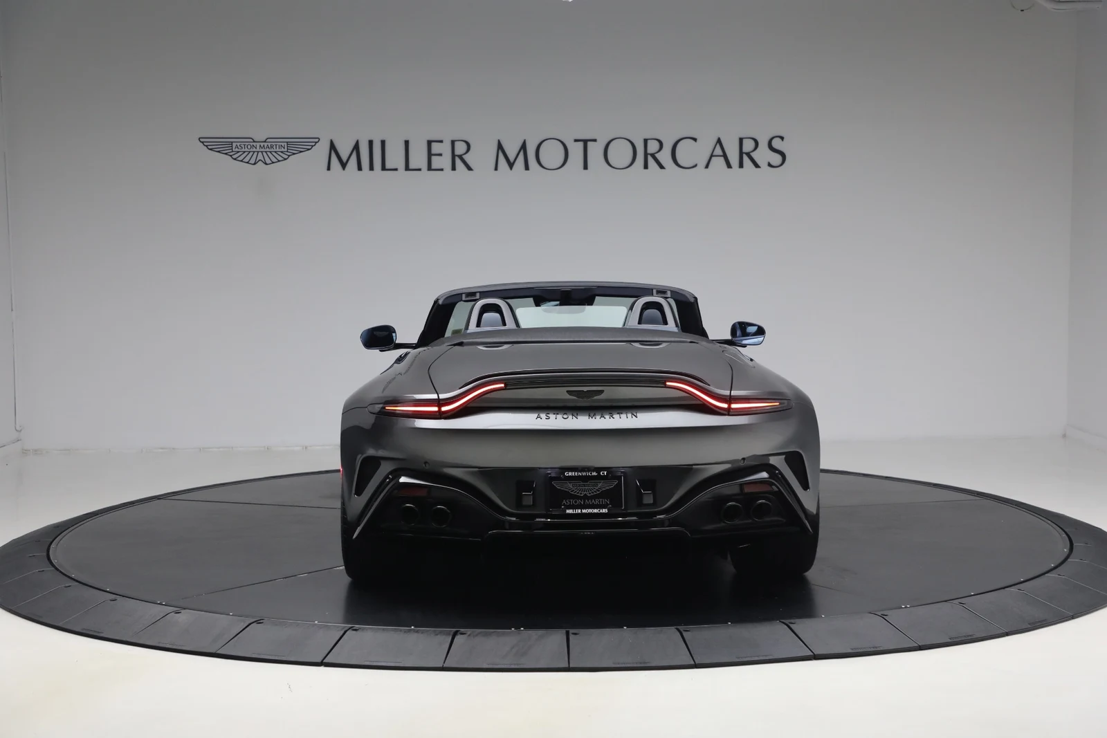 2026 Aston Martin Vantage S Roadster (2024 Update), 6/20