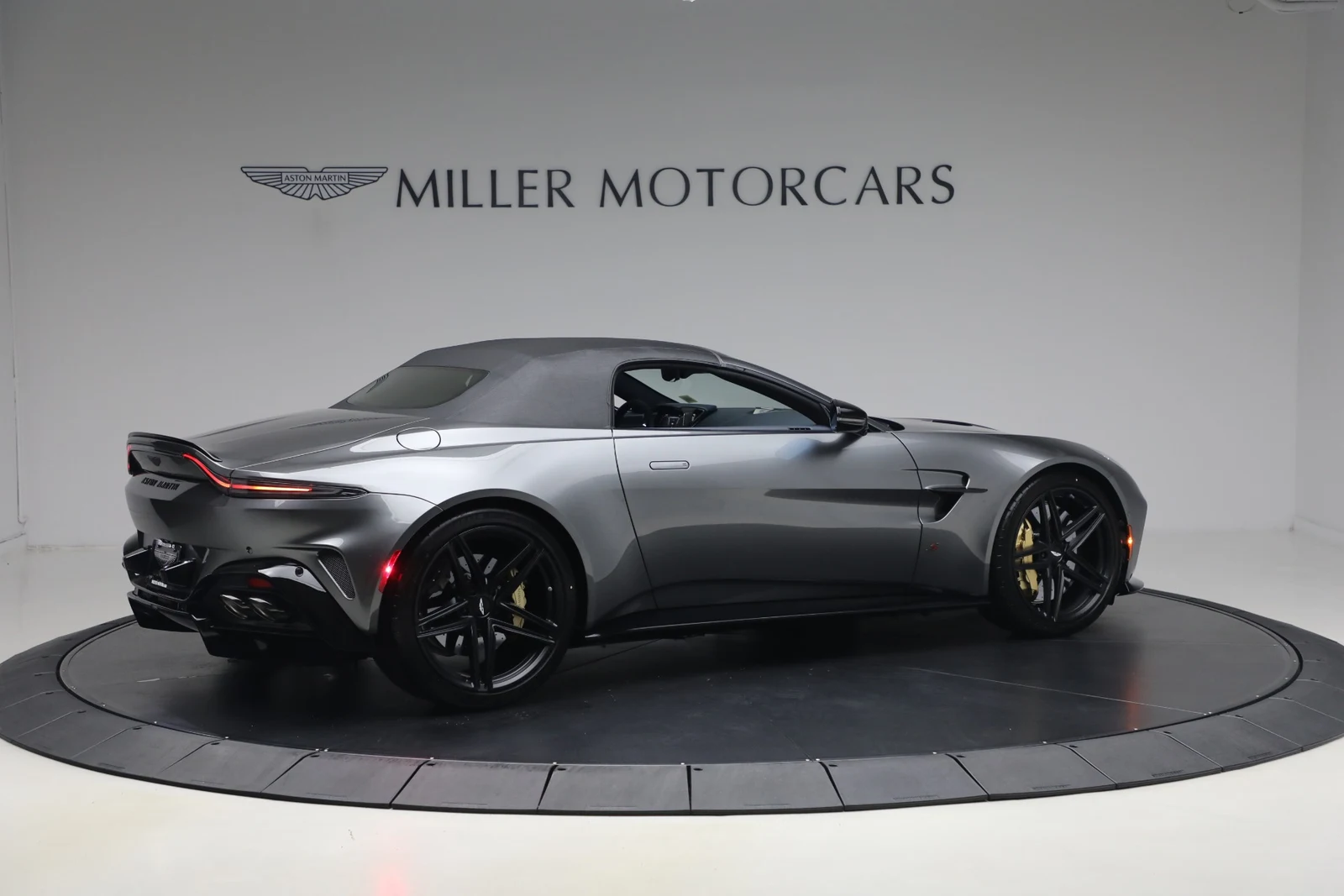 2026 Aston Martin Vantage S Roadster (2024 Update), 20/20