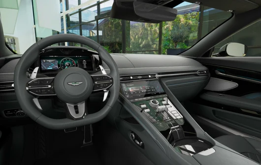 2026 Aston Martin DB12 S Volante, 8/10