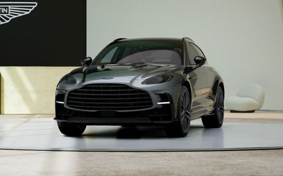 2026 Aston Martin DBX S, 6/10