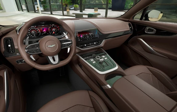 2026 Aston Martin DBX S, 8/10
