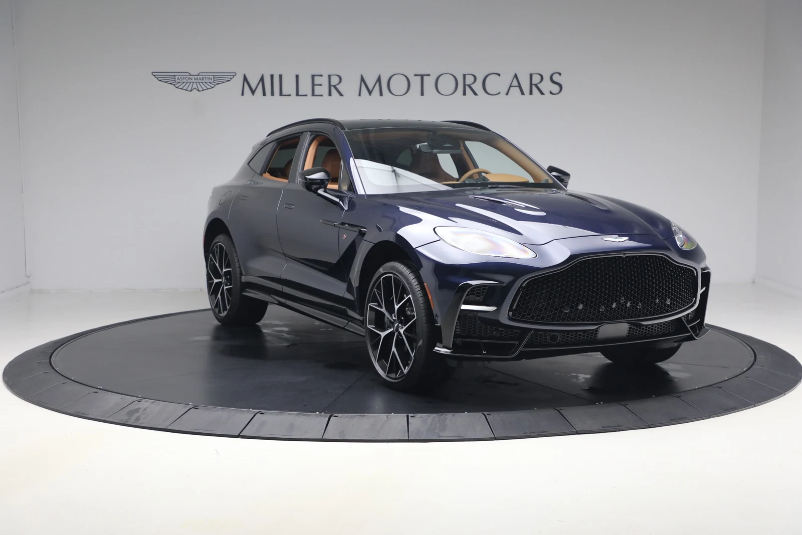 2026 Aston Martin DBX S, 10/20
