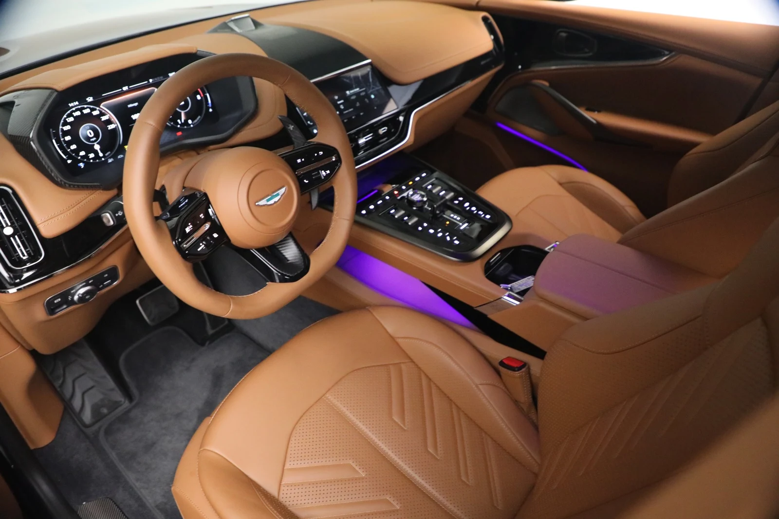 2026 Aston Martin DBX S, 20/20