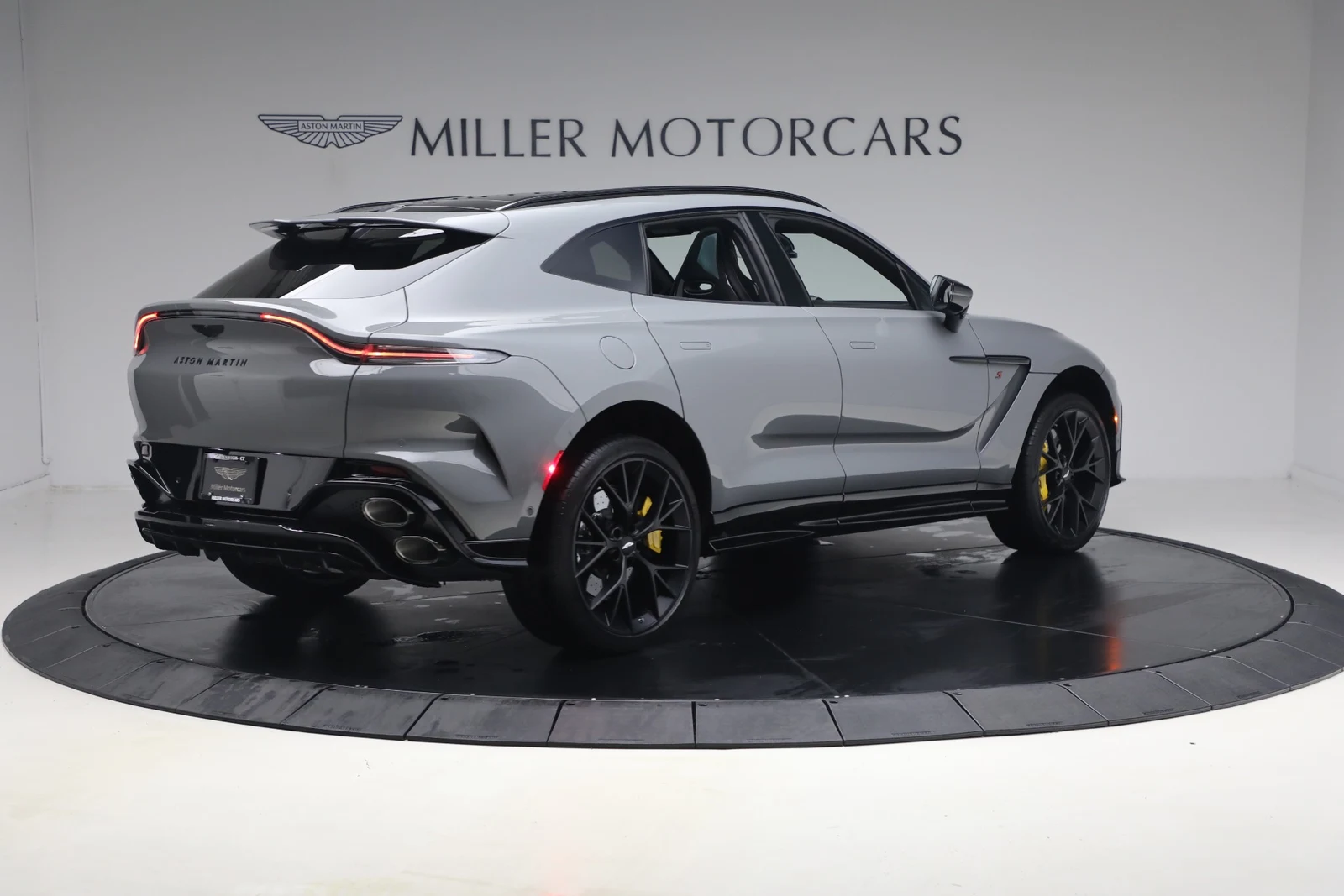 2026 Aston Martin DBX S, 7/20
