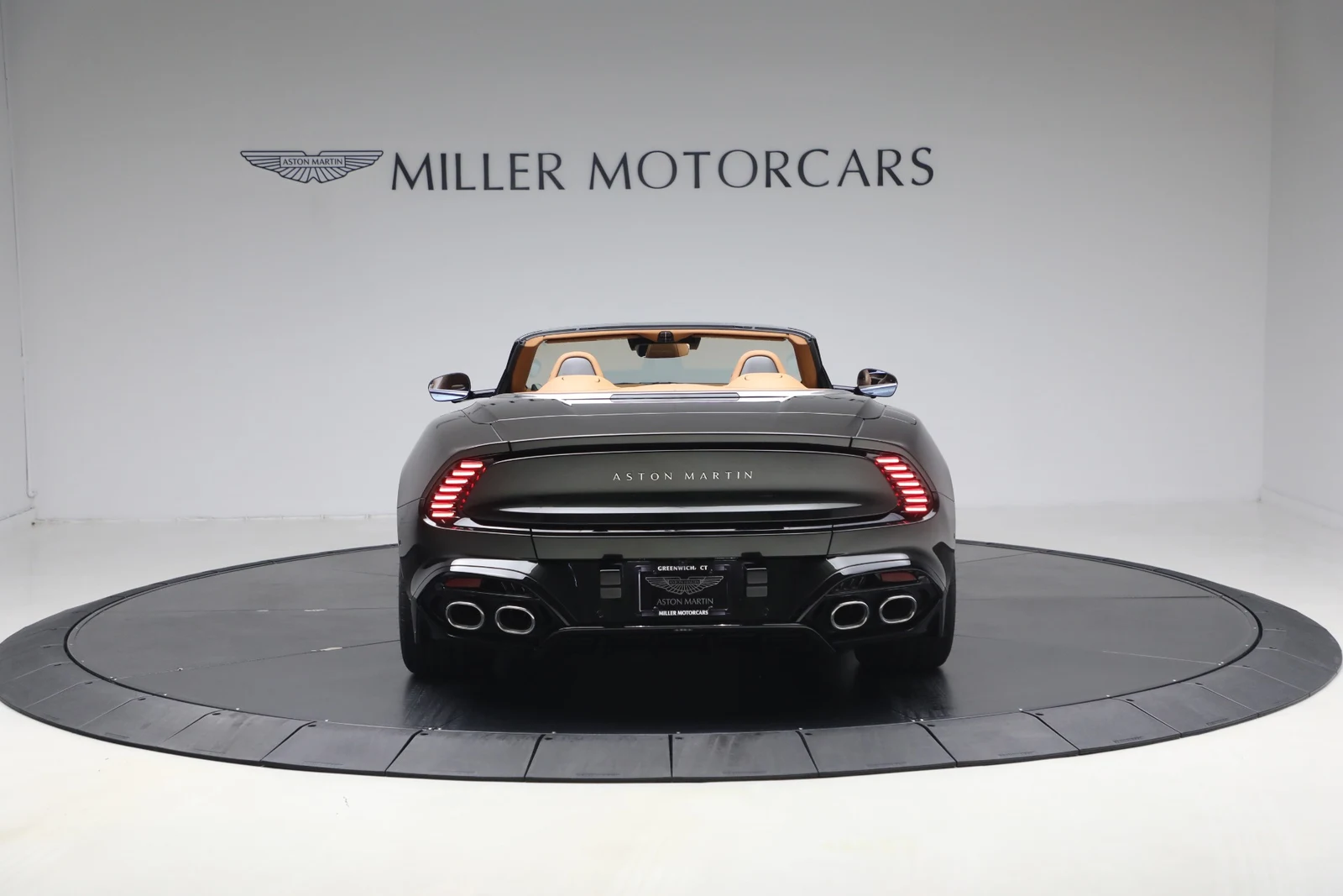 2026 Aston Martin Vanquish Volante (3rd Generation), 6/20