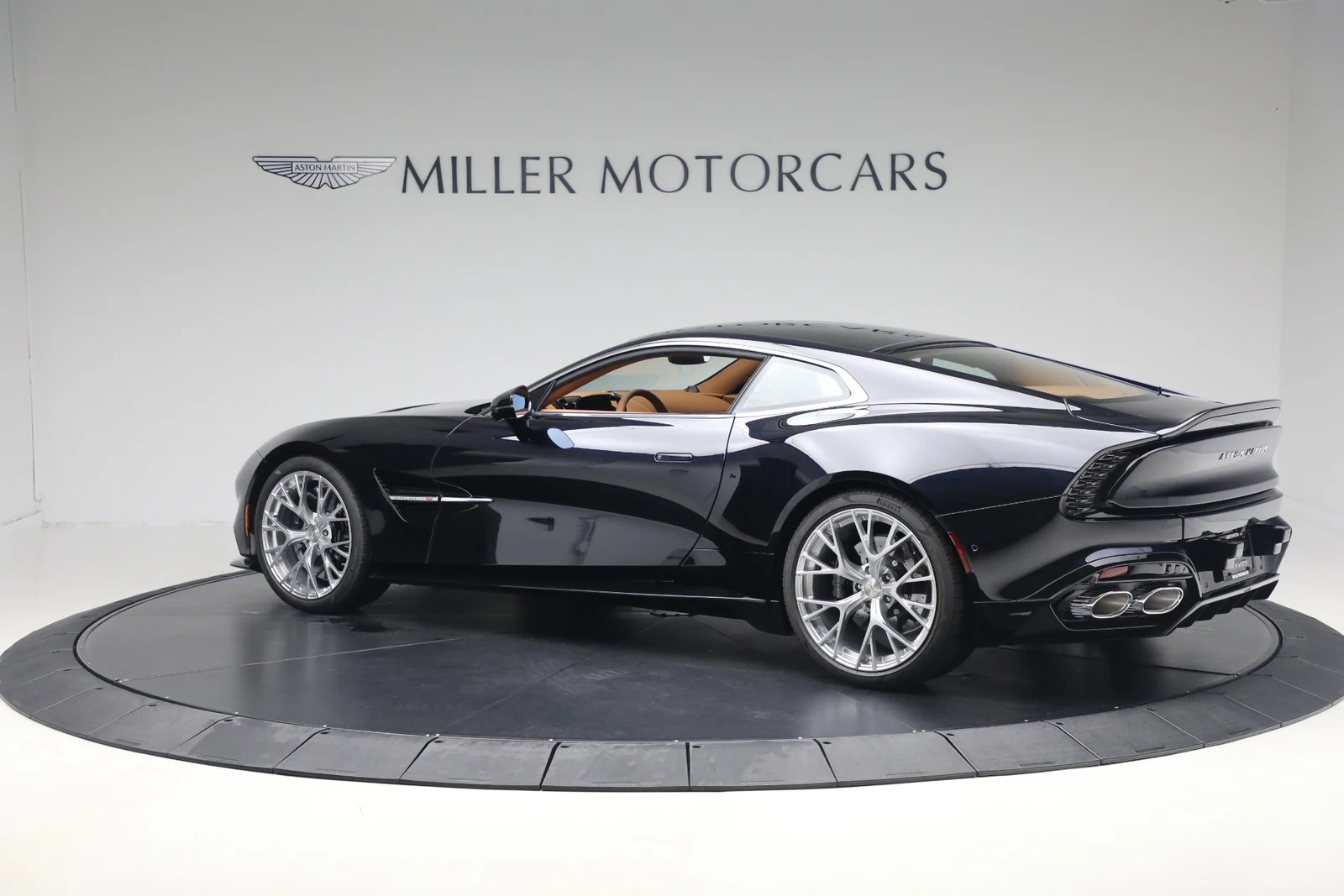2026 Aston Martin Vanquish V12 (3rd Generation), 4/20
