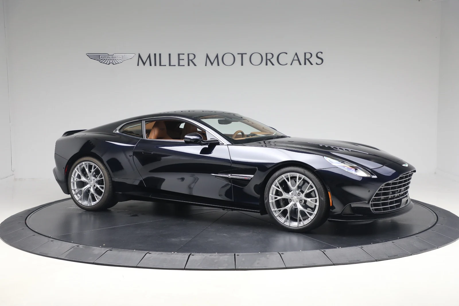 2026 Aston Martin Vanquish V12 (3rd Generation), 10/20