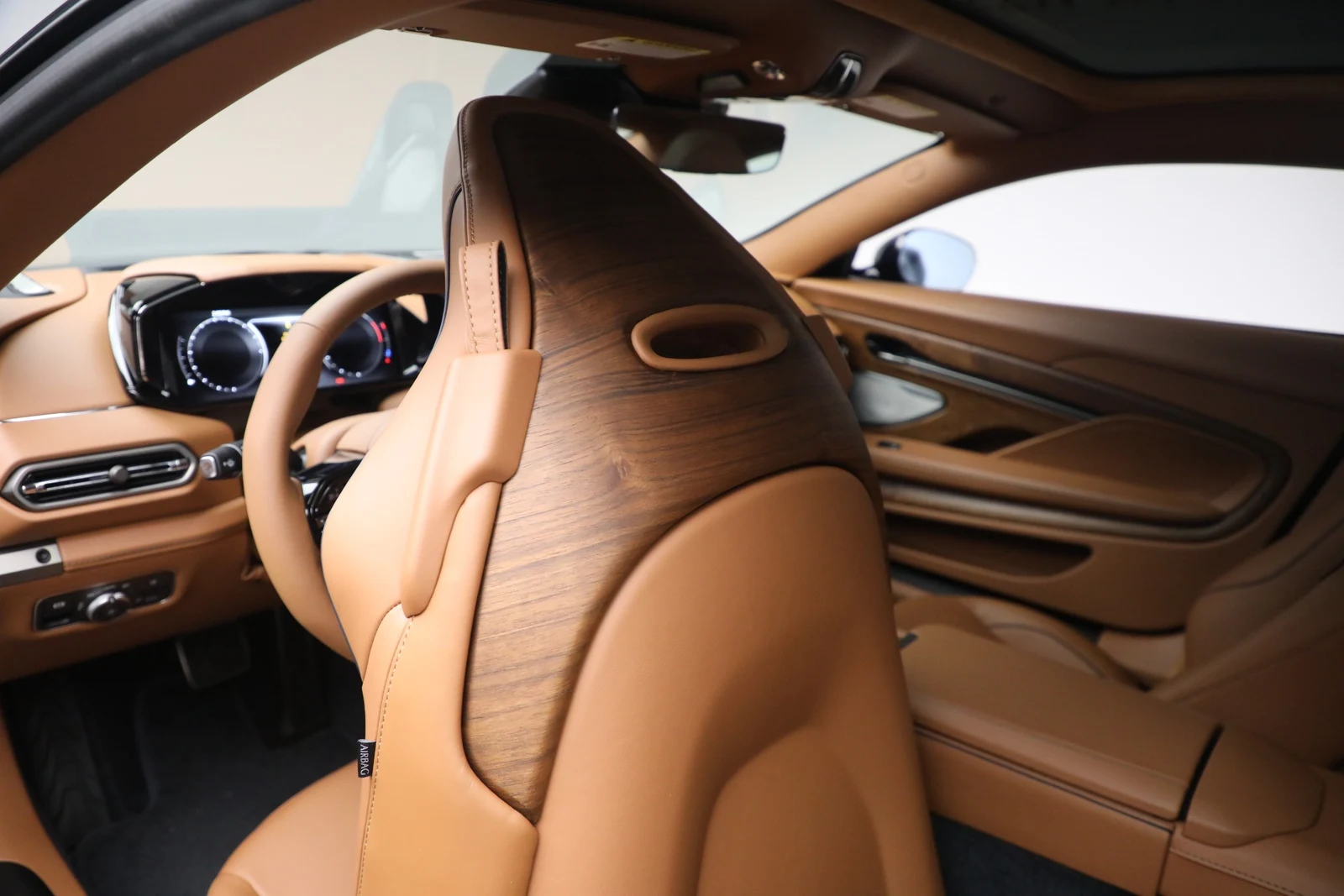 2026 Aston Martin Vanquish V12 (3rd Generation), 17/20