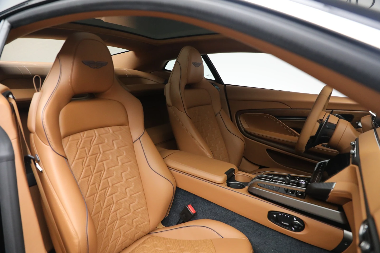2026 Aston Martin Vanquish V12 (3rd Generation), 20/20