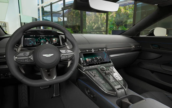 2026 Aston Martin Vantage Roadster (2024 Update), 8/10