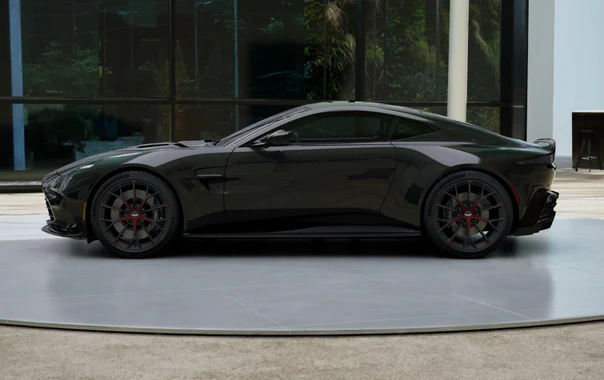 2026 Aston Martin Vantage S (2024 Update), 2/9