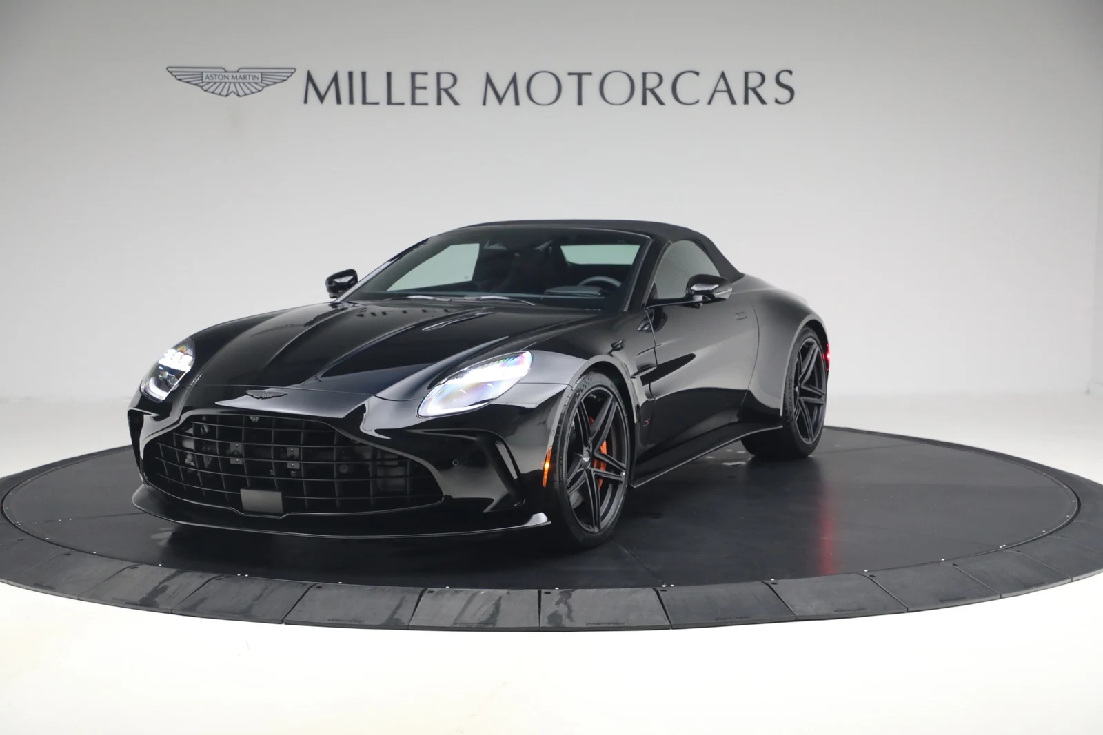 2026 Aston Martin Vantage S Roadster (2024 Update), 13/20