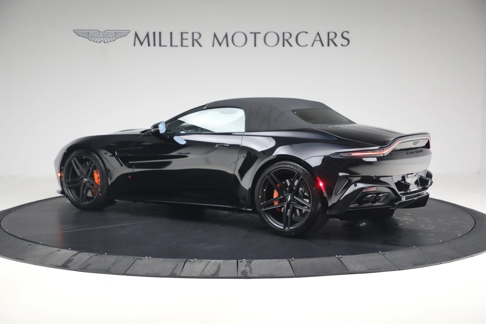 2026 Aston Martin Vantage S Roadster (2024 Update), 16/20
