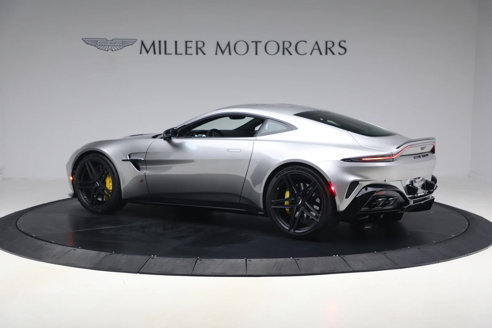 2026 Aston Martin Vantage S (2024 Update), 4/20