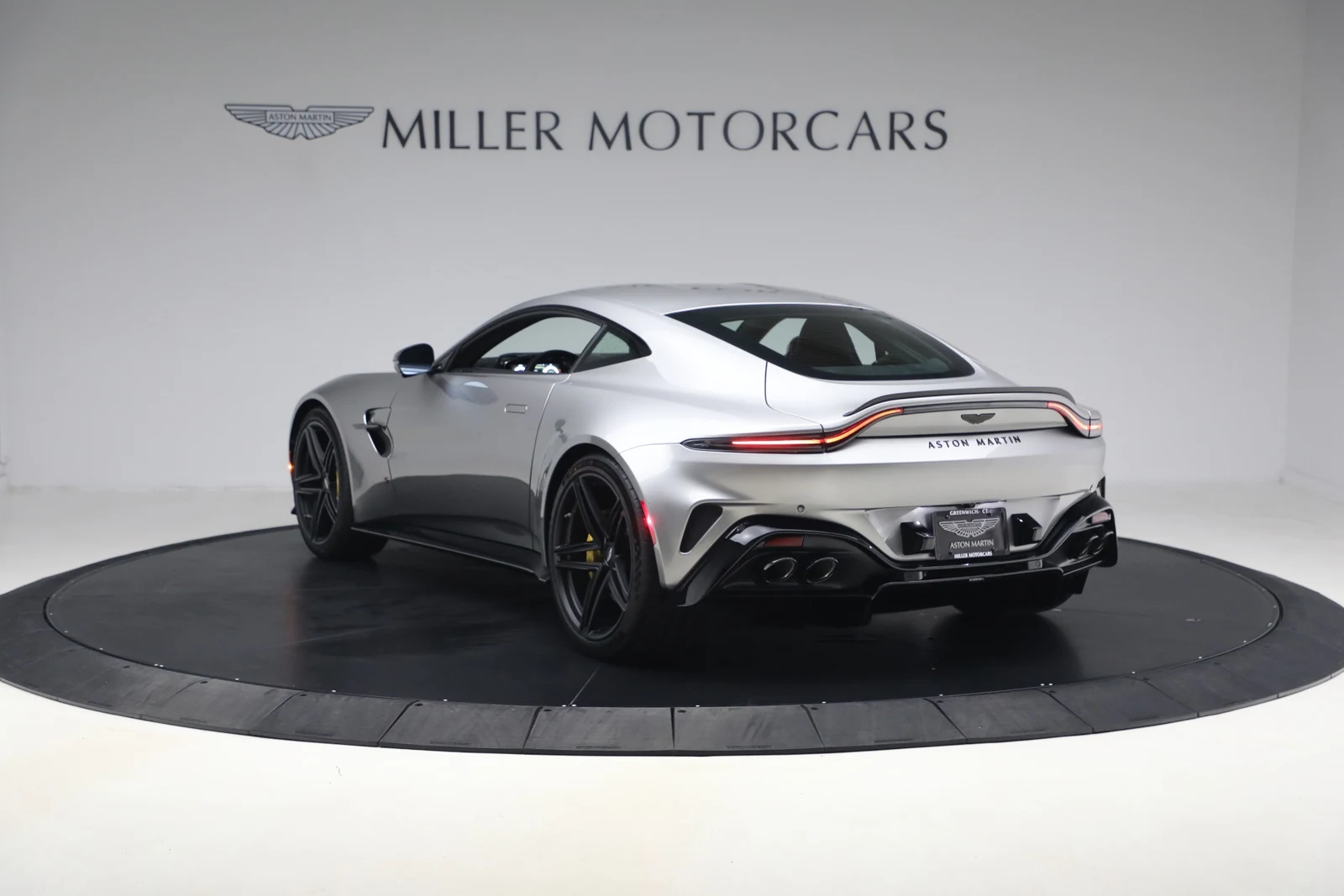 2026 Aston Martin Vantage S (2024 Update), 5/20