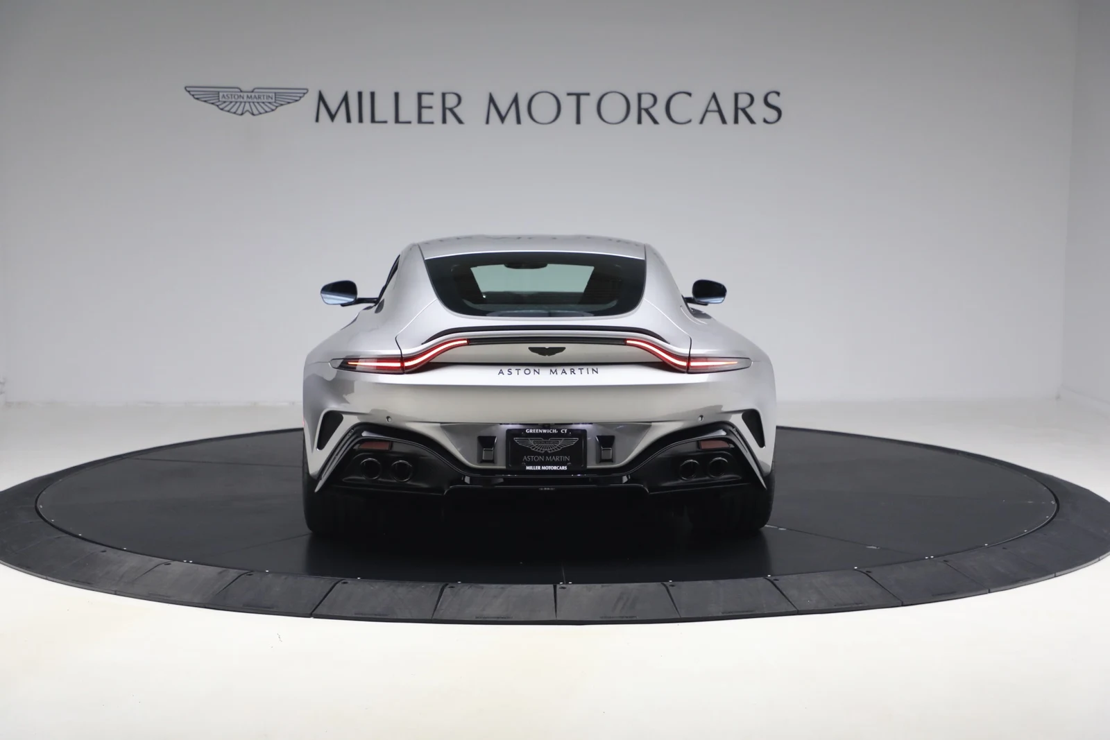 2026 Aston Martin Vantage S (2024 Update), 6/20