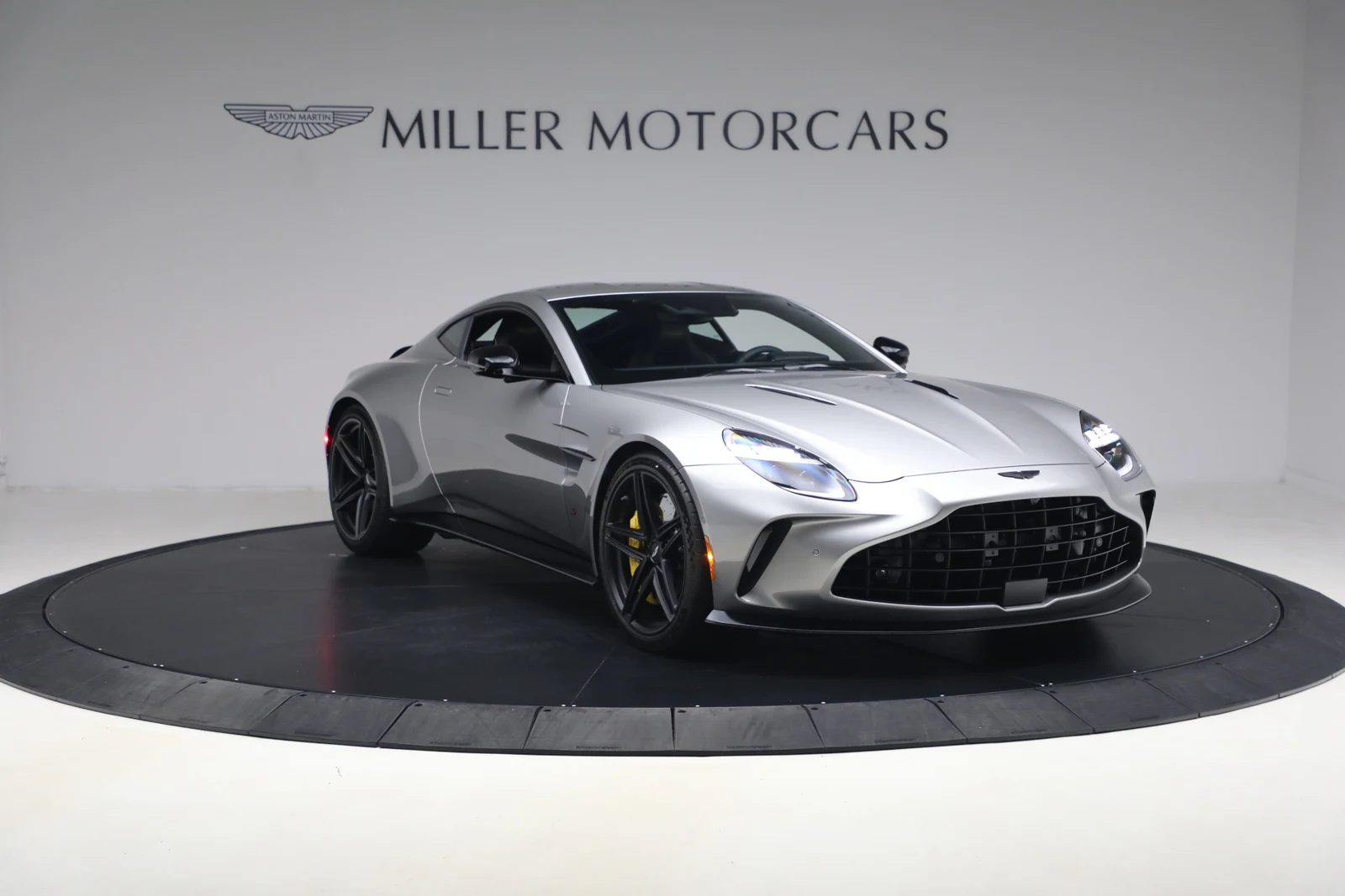 2026 Aston Martin Vantage S (2024 Update), 11/20