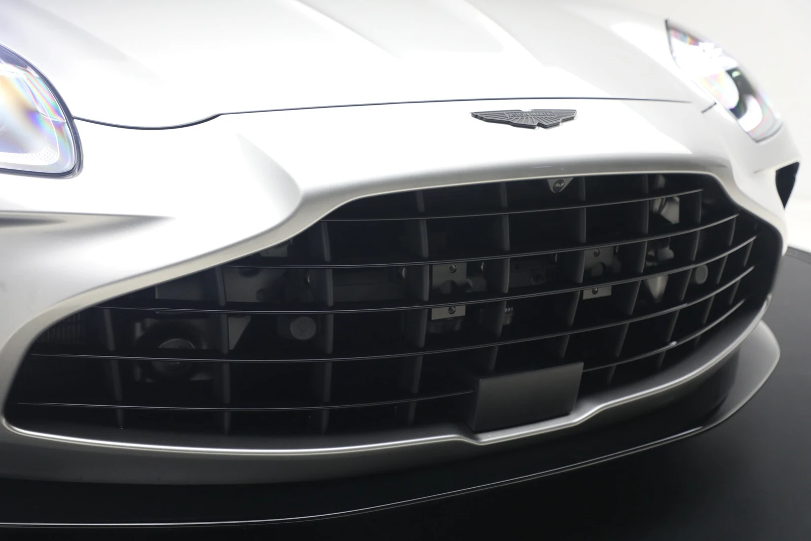 2026 Aston Martin Vantage S (2024 Update), 14/20