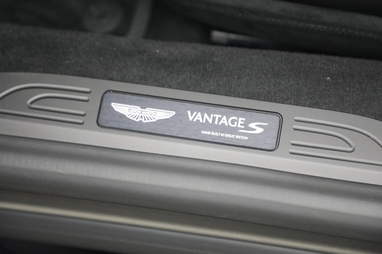 2026 Aston Martin Vantage S (2024 Update), 16/20