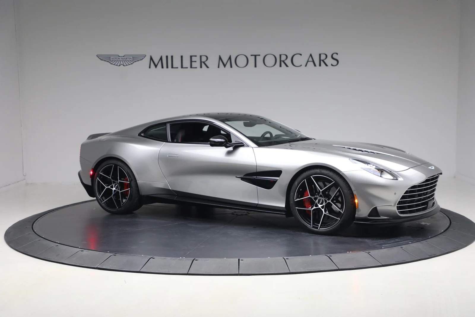 2026 Aston Martin Vanquish V12 (3rd Generation), 10/20