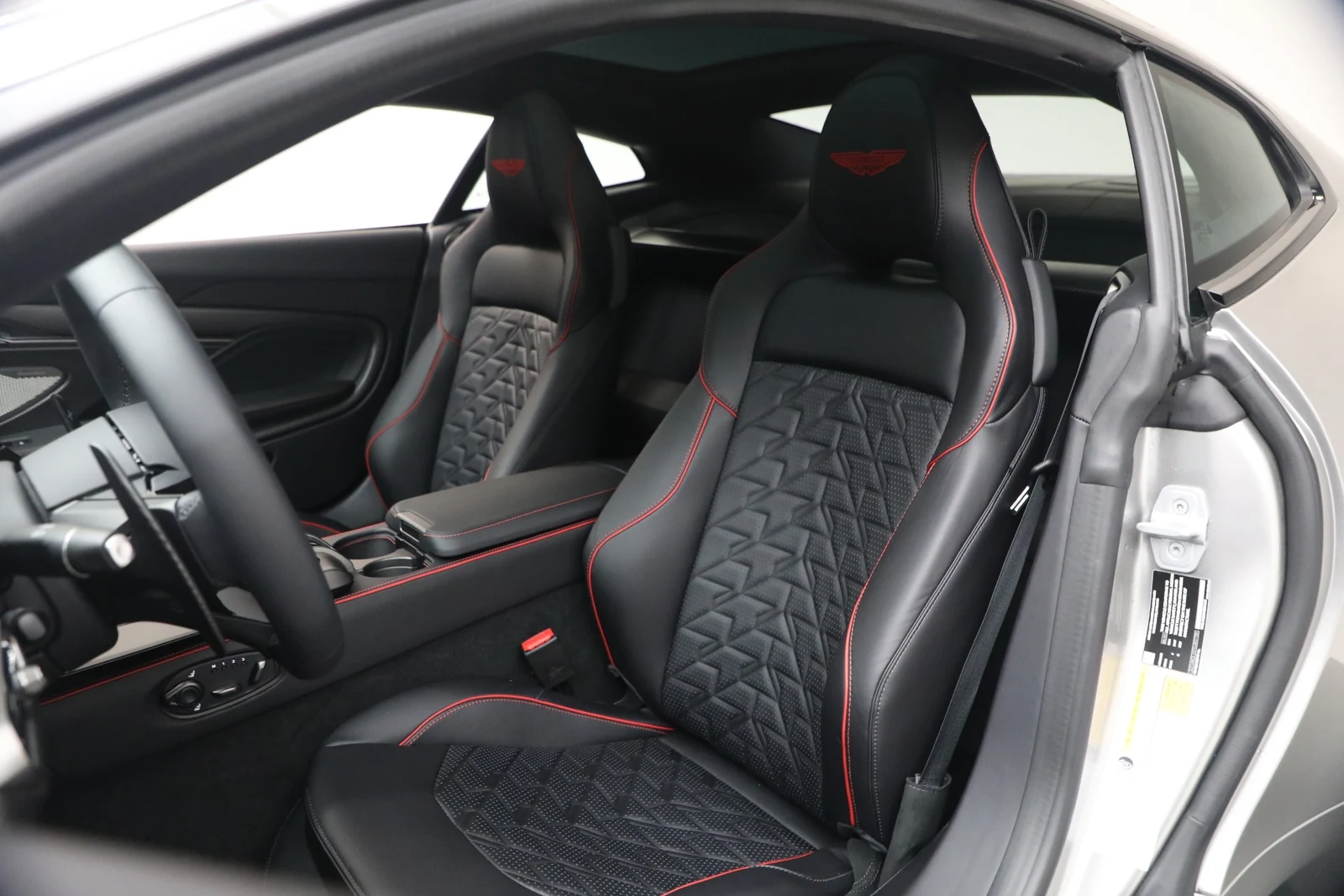 2026 Aston Martin Vanquish V12 (3rd Generation), 15/20