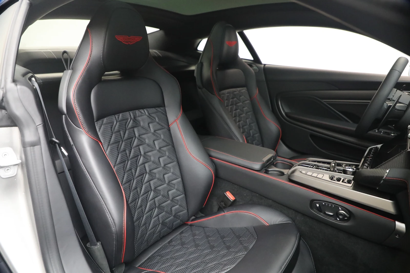 2026 Aston Martin Vanquish V12 (3rd Generation), 20/20