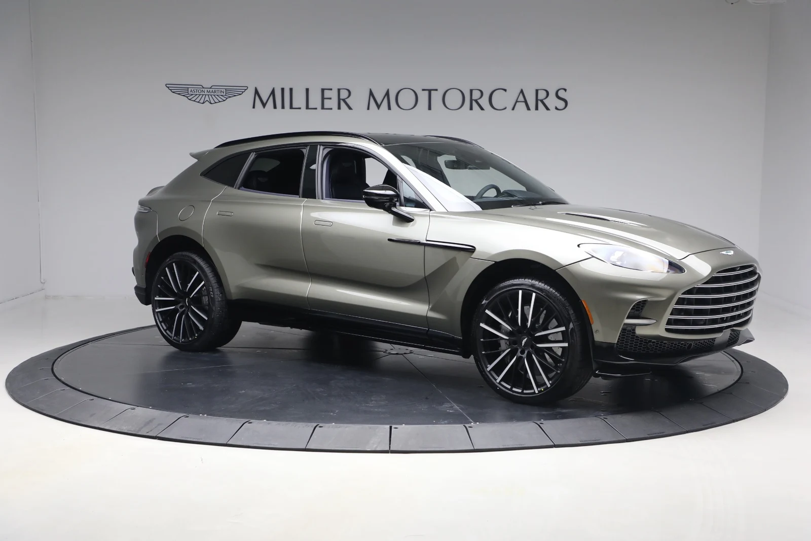2026 Aston Martin DBX707 (2024 Update), 10/20