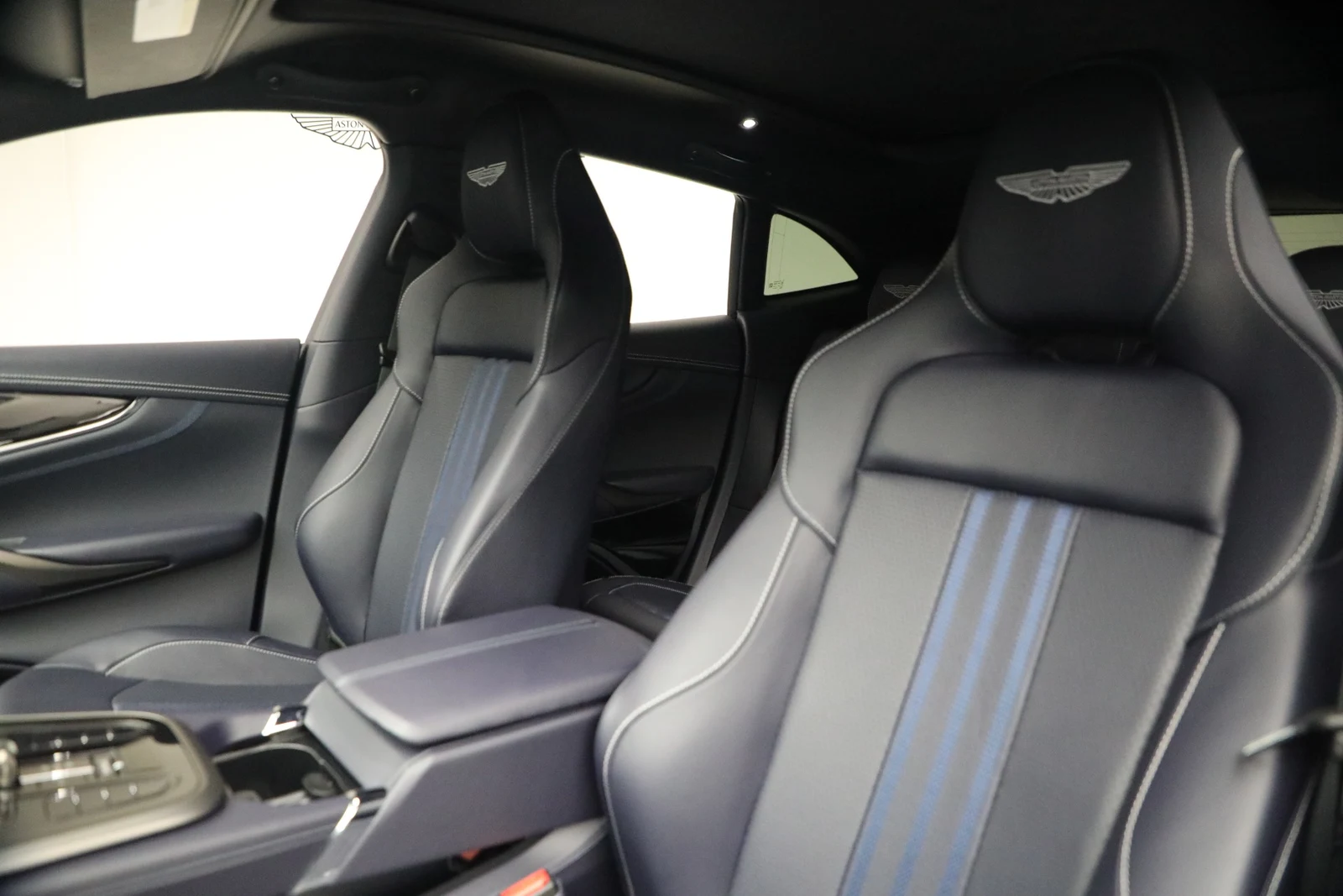 2026 Aston Martin DBX707 (2024 Update), 15/20