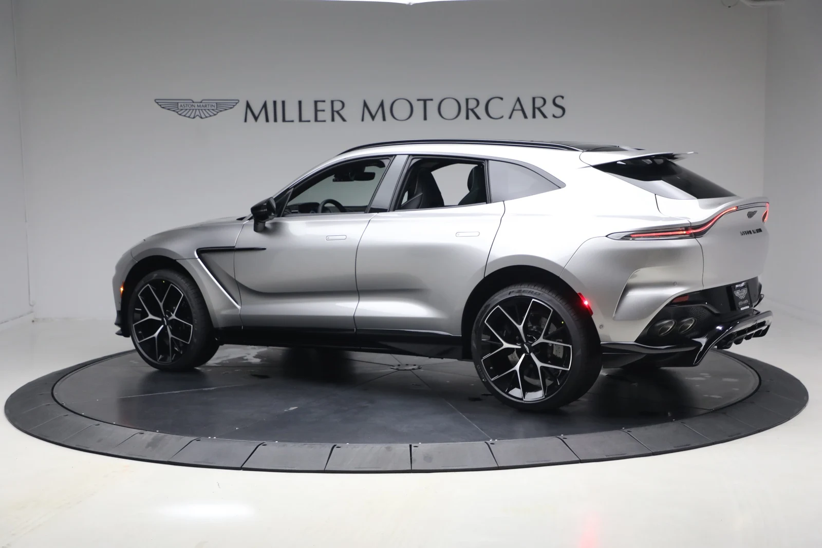 2026 Aston Martin DBX707 (2024 Update), 4/20