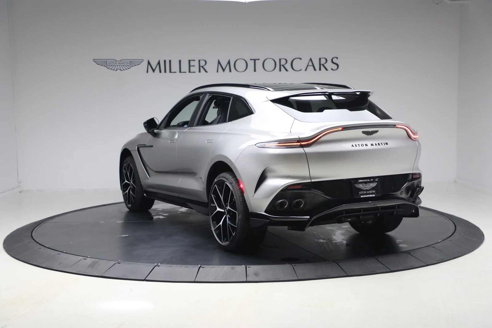 2026 Aston Martin DBX707 (2024 Update), 5/20