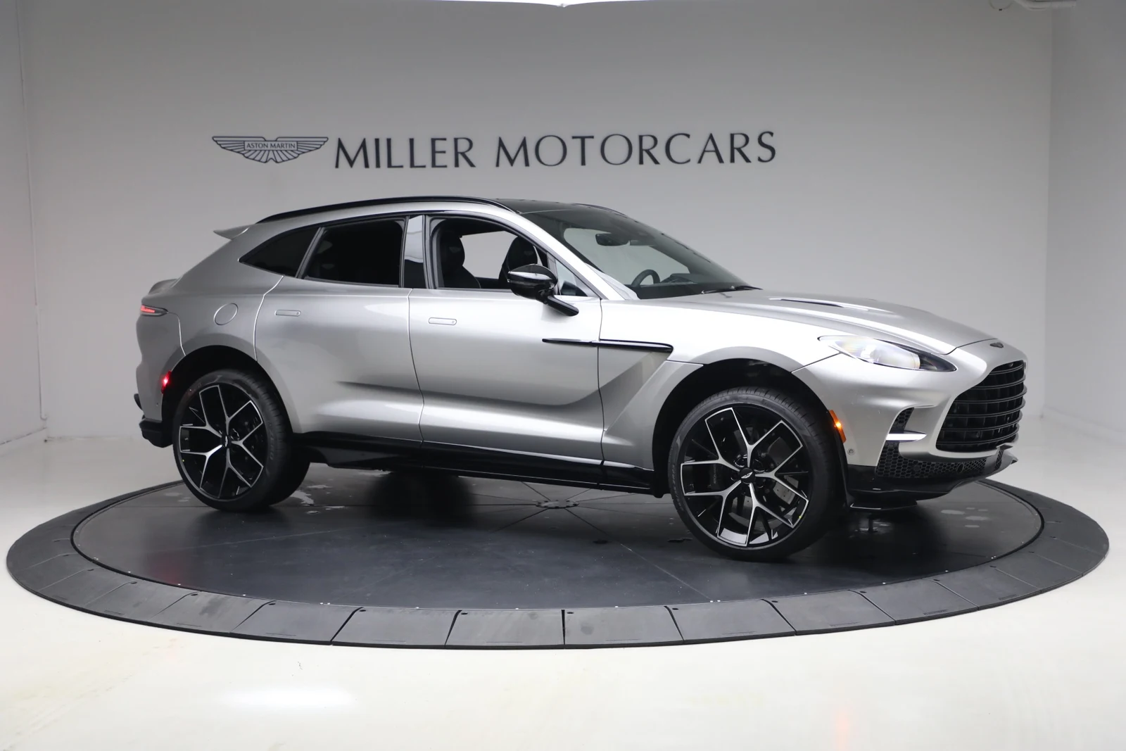 2026 Aston Martin DBX707 (2024 Update), 10/20