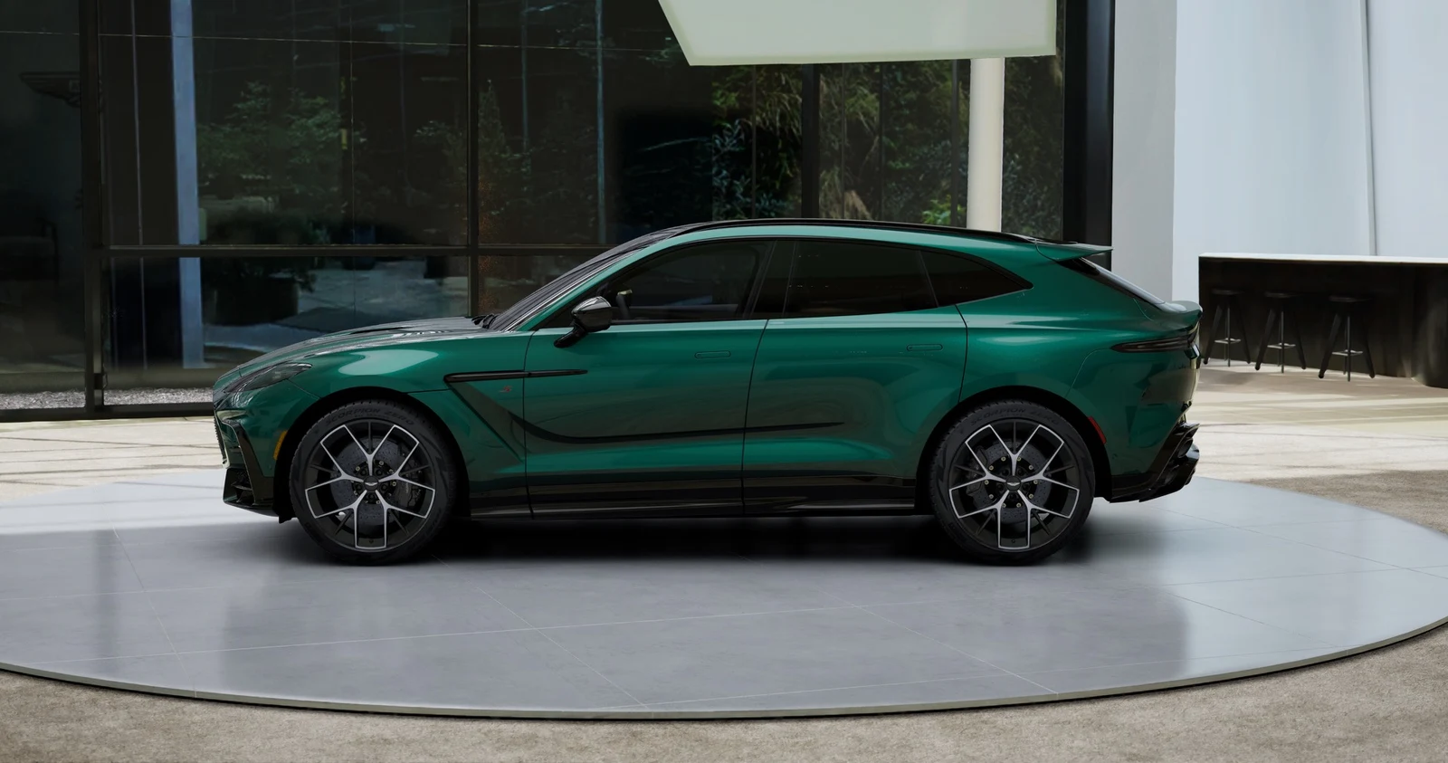 2026 Aston Martin DBX S, 3/12