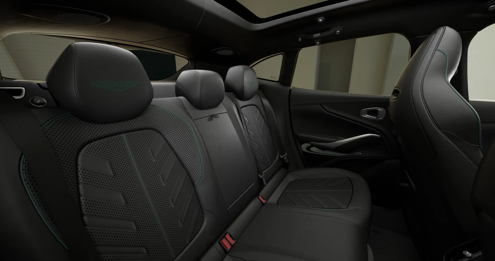 2026 Aston Martin DBX S, 12/12