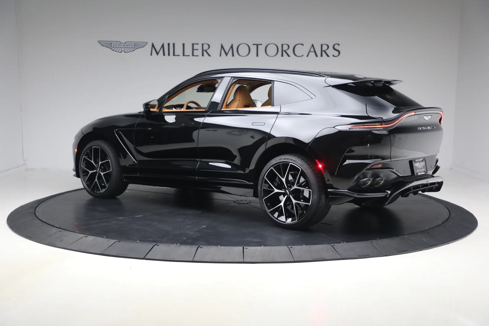 2026 Aston Martin DBX707 (2024 Update), 4/20