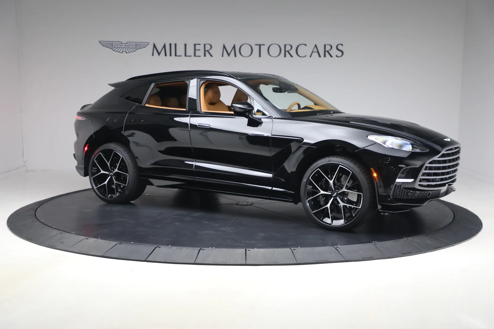 2026 Aston Martin DBX707 (2024 Update), 10/20