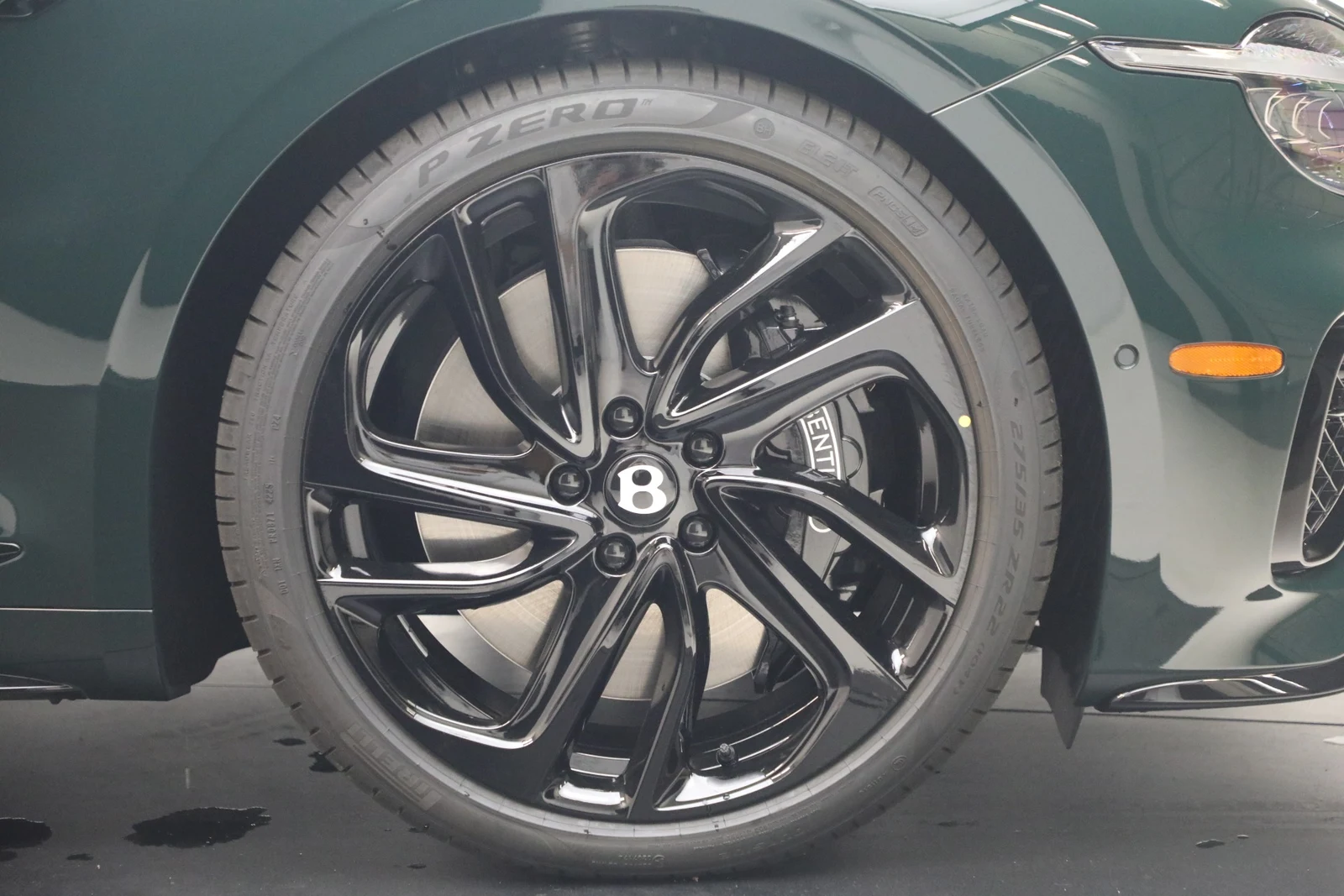 2026 Bentley Continental GTC S (4th Generation), 18/20