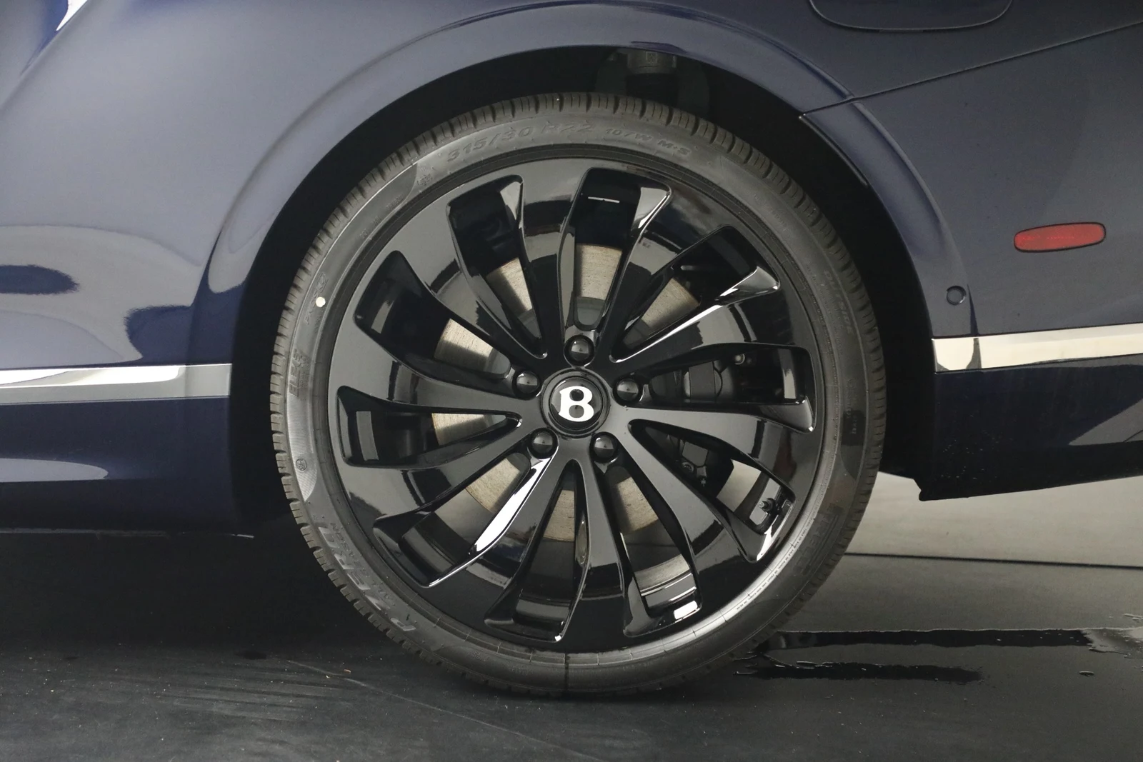 2026 Bentley Continental GTC (4th Generation), 18/20