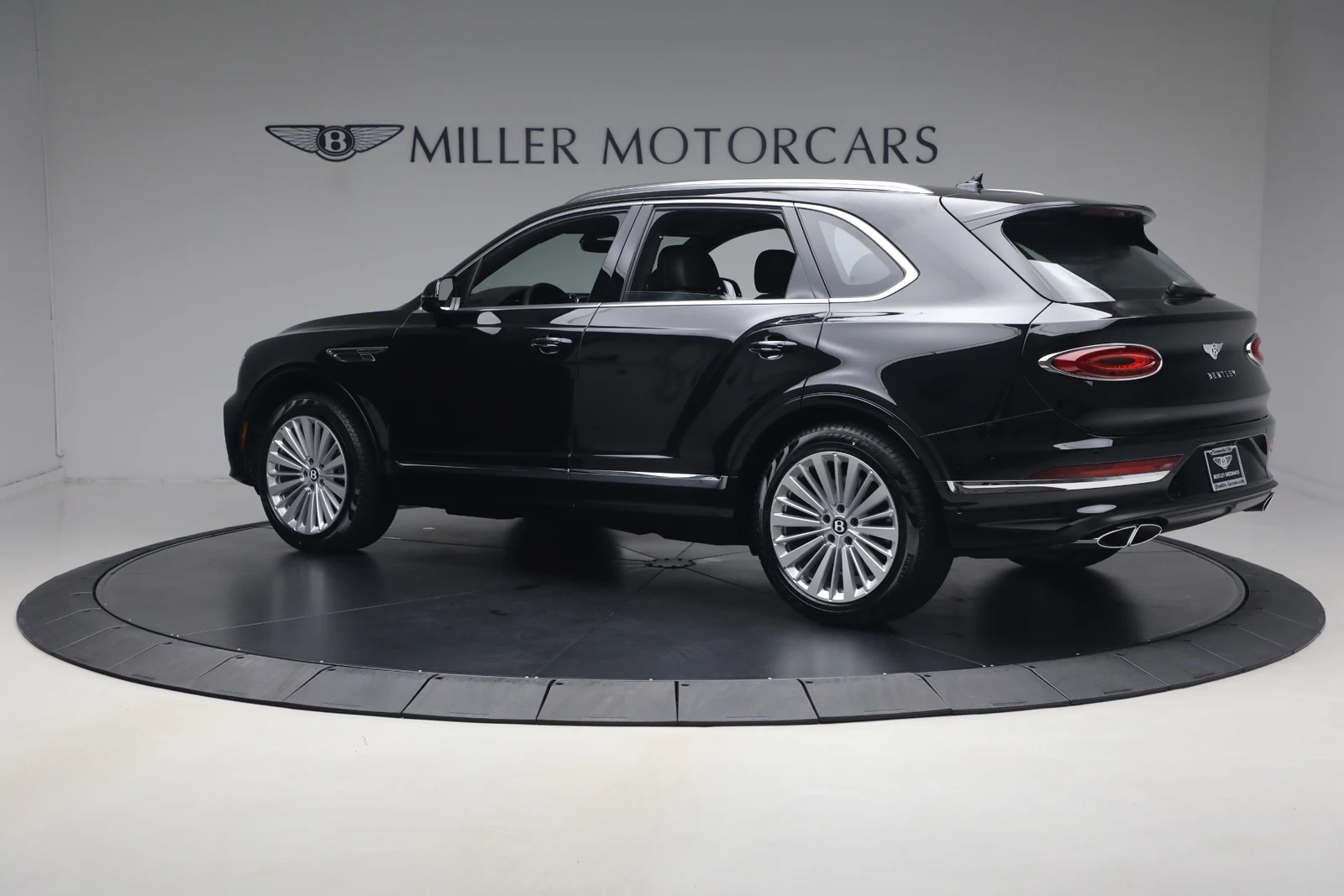 2026 Bentley Bentayga V8, 4/20